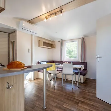 Mobil-home 6 Personnes Avec Terrasse Et Vue Riviere - Api-1-52-544