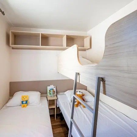 Mobil-home 6 Personnes Avec Terrasse Et Vue Riviere - Api-1-52-544 Campingplatz Badefols-sur-Dordogne