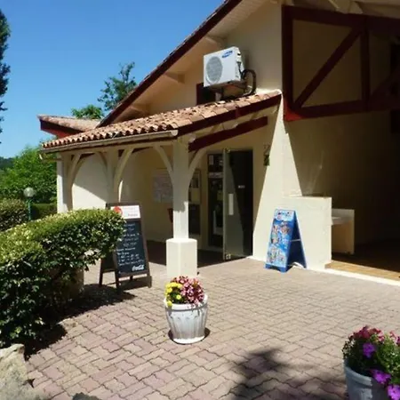 Mobil-home 6 Personnes Avec Terrasse Et Vue Riviere - Api-1-52-544